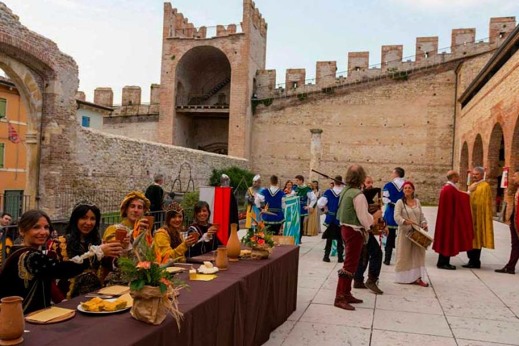 Festa medievale del vino bianco soave