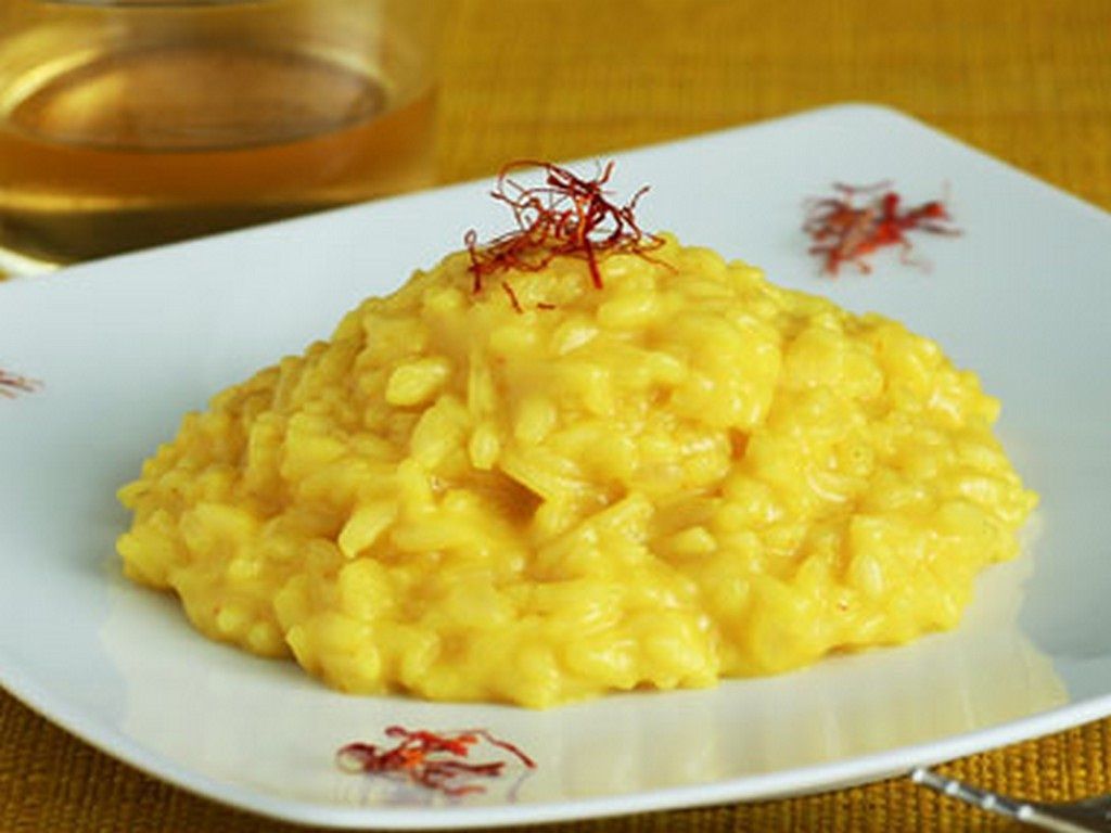 Risotto-alla-milanese fot granconsigliodellaforchetta