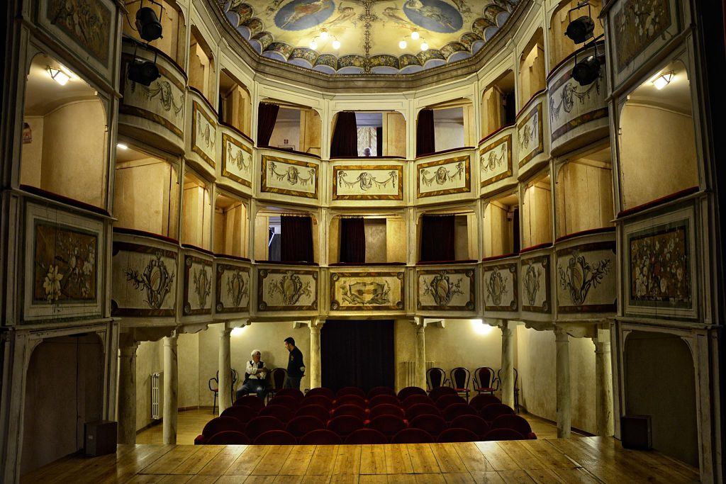 Teatro della concordia monte castello del vibio (notizie_opt