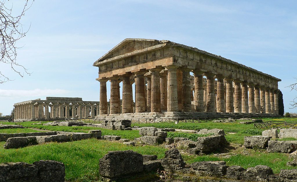 Veduta_di_Paestum_2010_opt